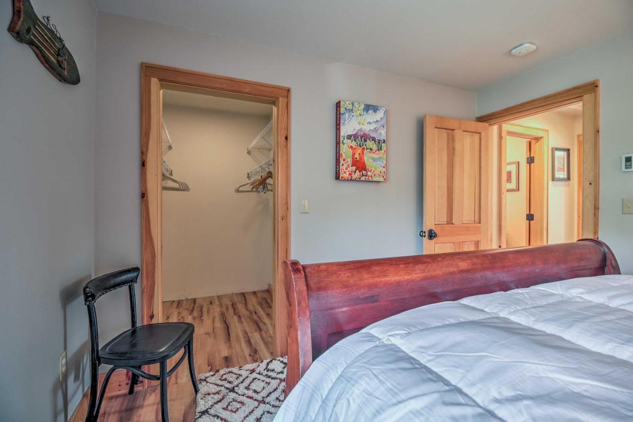 Lake Placid Gem With Patio And Views Less Than 1 Mi To Beach! Eksteriør bilde